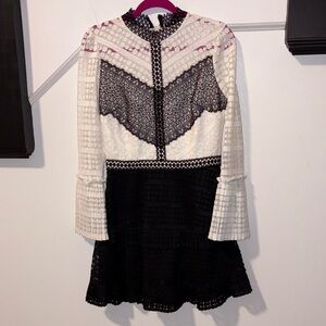 Gianni Bini Black and White Textured Long Sleeve Dress